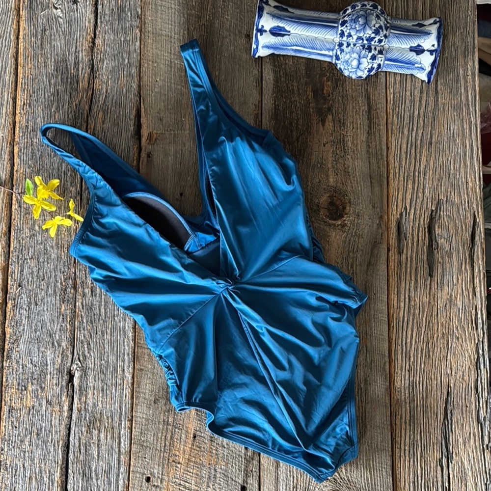 Jantzen One-Piece V-Neck Swimsuit NWOT Size 10 Moroccan Blue - Picture 3 of 12